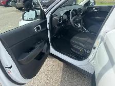 2025 Hyundai Venue Preferred IVT for sale - Photo 13