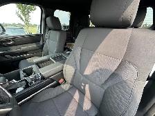 2026 Toyota Tundra 4x4 Double Cab SR5 for sale - Photo 17
