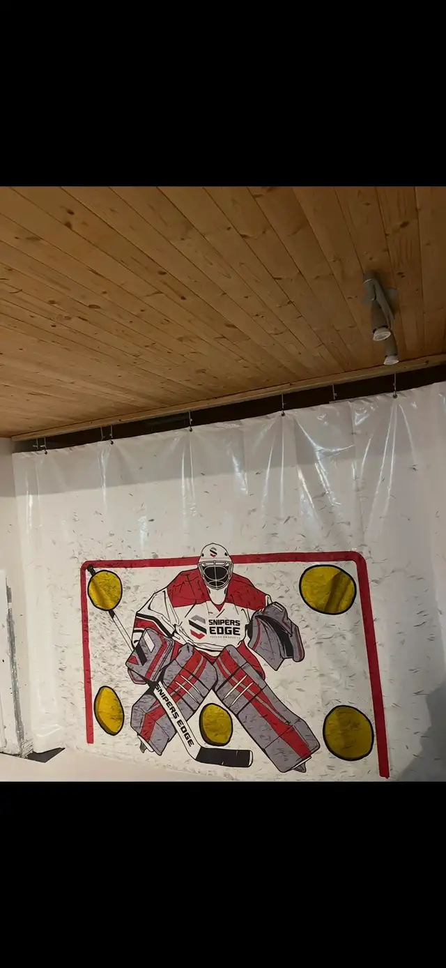 Toile et tuiles hockey