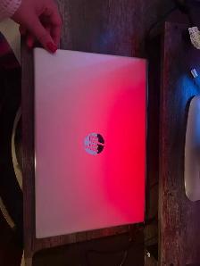 Laptop HP argenté