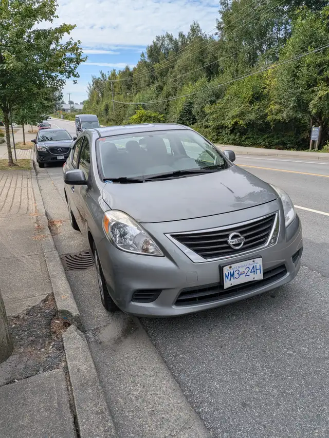2014 Nissan Versa SV for sale