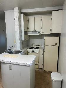 Appartement 2 1/2 meublé, chauffé, électricité, internet inclus - Photo 3