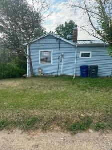 House for Sale in Kerrobert, Saskatchewan - Photo 2