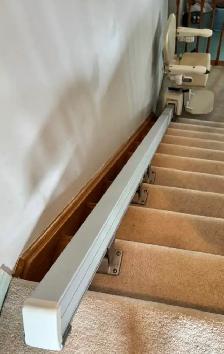 Stairlift Chair Lift for Straight Stairs - Photo 2