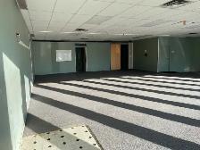 2000 sq/ft main floor commercial space available in Queensland! - Photo 3