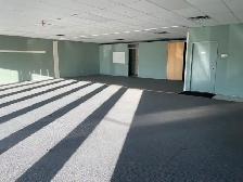 2000 sq/ft main floor commercial space available in Queensland! - Photo 6