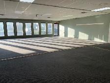 2000 sq/ft main floor commercial space available in Queensland! - Photo 7