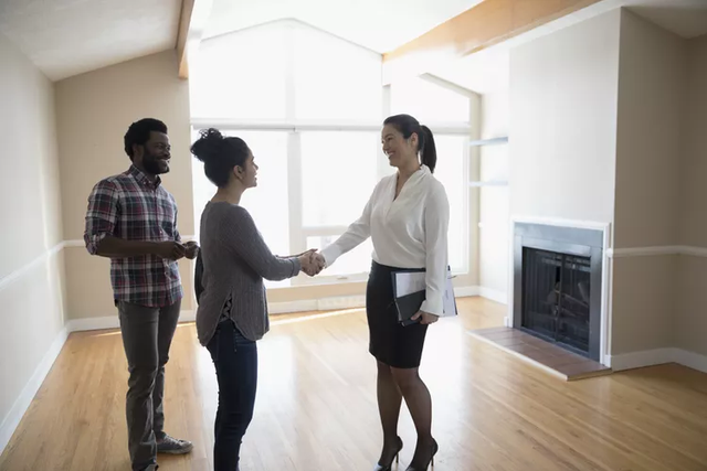 Licensed Realtor - $35/hour for Showing Appointments