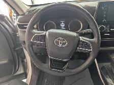 2020 Toyota Highlander LE AWD - Photo 15
