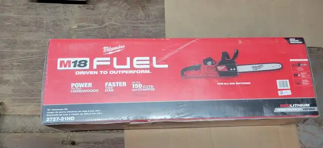 Milwaukee M18 Fuel 16' Chainsaw Kit