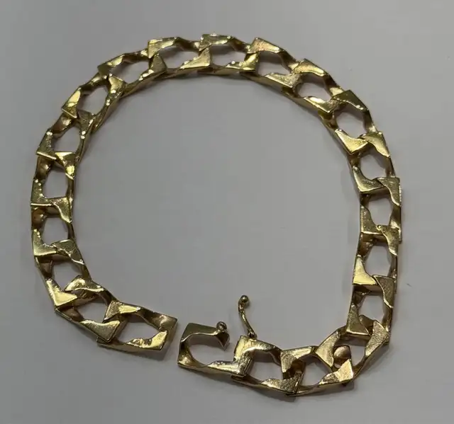 10Karat Solid Curb Bracelet 8mm wide 8.5" Long