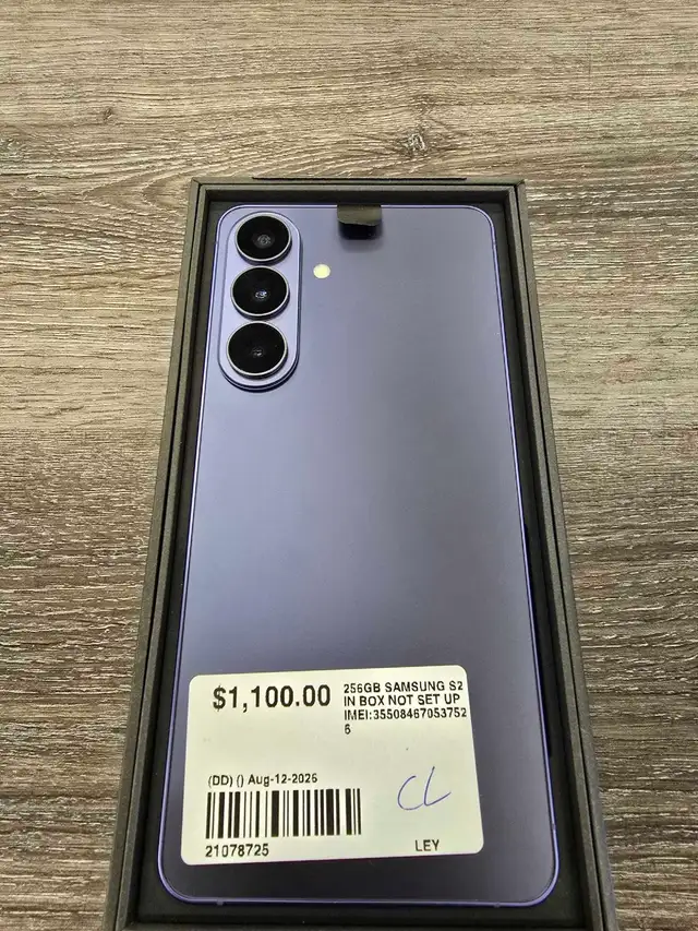 Samsung S26  new in box