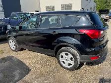 2019 Ford Escape Saftied Clean Title $9900 - Photo 2