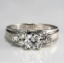 14k W/G Elegant Vintage-Inspired Diamond Ring