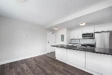 2 Bedroom Apartment for Rent - 350 The East Mall - Photo 3