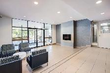 2 Bedroom Apartment for Rent - 350 The East Mall - Photo 4