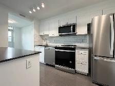1 Bedroom Apartment for Rent - 15 Eva Rd - Photo 2