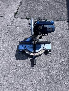 Mastercraft Single-Bevel Compound Mitre Saw 10in