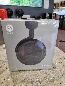 B&O BeoPlay H2