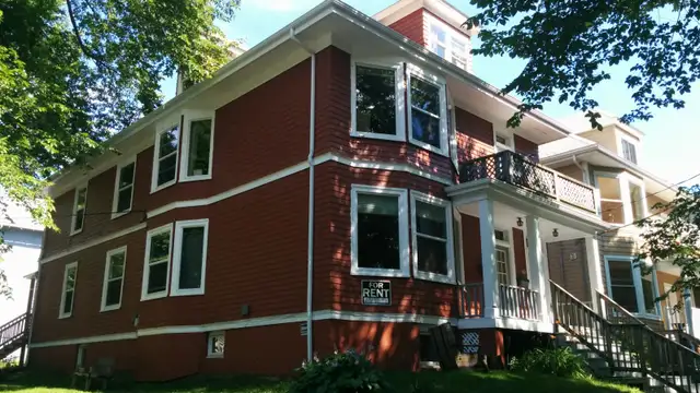 Sept 1. Share 3 bedroom near Dal/Kings $900.00 all in.