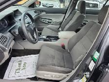 2010 Honda Accord Sedan - Photo 9