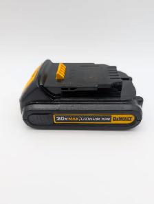 (B56) DeWalt DCB207 20V Max 1.3AH Battery - Photo 4