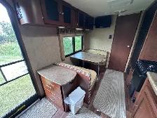 2013 24’ Kodiak Camper Trailer for Sale - Photo 8
