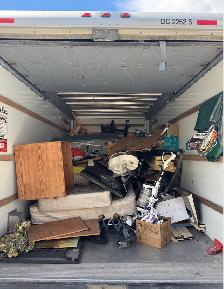 Junk Removal Calgary — Available 7 Days a Week ✅ - Photo 4