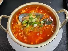 Hiring kitchen staff as a cook for the restaurant - Photo 3