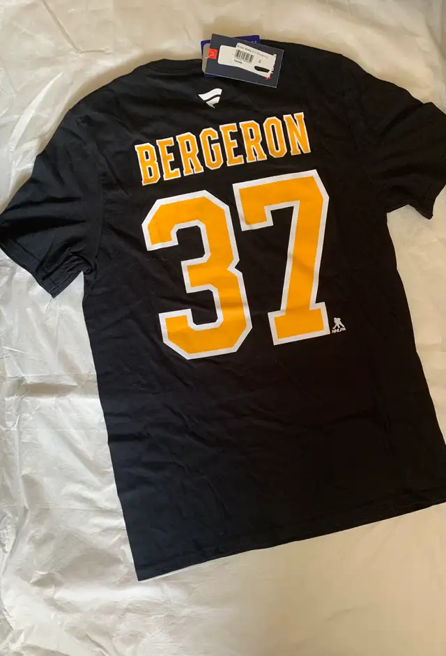Bruins Patrice Bergeron T-Shirt Size Small