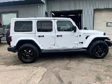 2021 Jeep Wrangler Unlimited Sahara ~ SAFETIED - Photo 4
