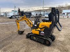 Mini Excavator Rentals | CanWest Equipment Rentals - Photo 3