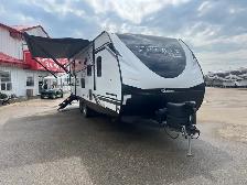 2021 NORTHERN SPIRIT 2557RB, U-SHAPED DINETTE SPACIOUS,