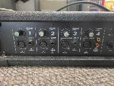 Yorkville MM4 4 Channel Powered Mixer - Photo 2