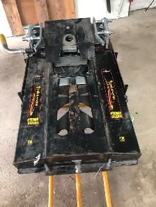 auto sliding hitch - Photo 3
