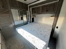 2022 FOREST RIVER CEDAR CREEK 40CBAR, PARK MODEL, SPACIOUS - Photo 21
