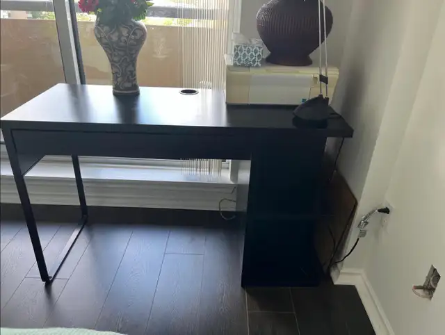 Black desk with separate drawer and  bookshelves
