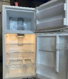 Whirlpool Fridge - Photo 2