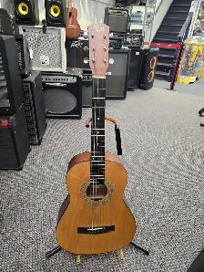 Squier 3/4 MA-1 Acoustic Guitar - Photo 2