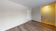 3BD Townhouse Near Trafalgar Street - HEAT INCLUDED - Photo 9