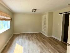 3 Bdrm 2 bath house for rent in Balfour - Photo 8