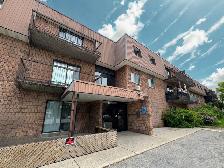 Two Bedroom Apartment in Exeter Ontario - Near Main St. Exeter!