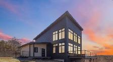 26-084 Beautiful home in Tantallon