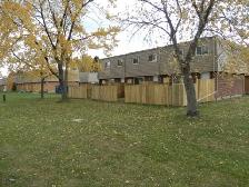 Three Bedroom Townhomes - Forest Glade - Esplanade Drive - Photo 2
