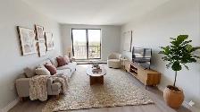 Downtown 2 BD APT with Balcony