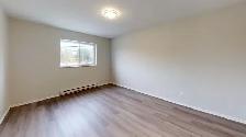 Beautiful ONE BEDROOM Suite in a Convenient Location! - Photo 8