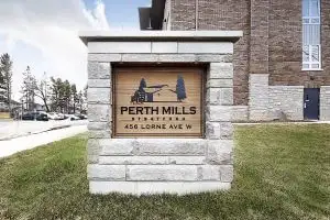Charming 2 Bedroom 1 Bathroom | Stratford