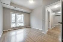 Charming 2 Bedroom 1 Bathroom | Stratford - Photo 13