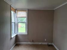 Move-in ready 3 bedroom unit near Jackson Park - Photo 16