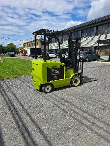 chariot elevateur / Fork lift - Photo 2